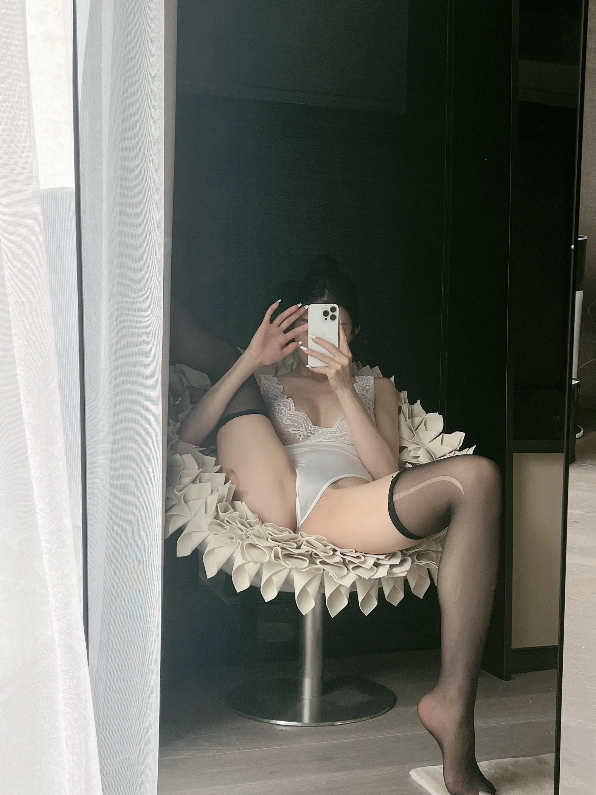 NO.001 金希儿-微密圈系列  怼镜蜜桃 [50P]插图8